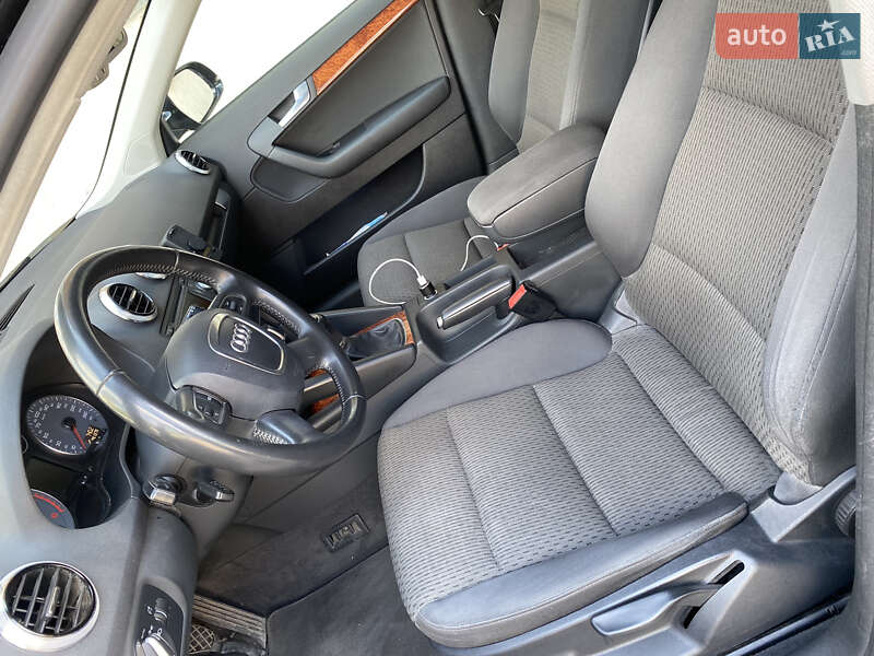 Хэтчбек Audi A3 2012 в Киеве