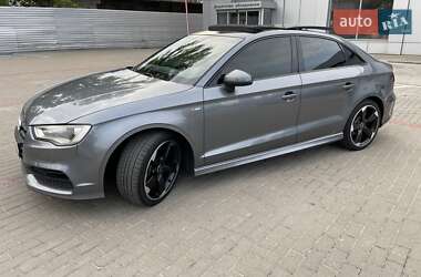 Седан Audi A3 2016 в 