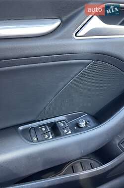 Седан Audi A3 2018 в Черкасах