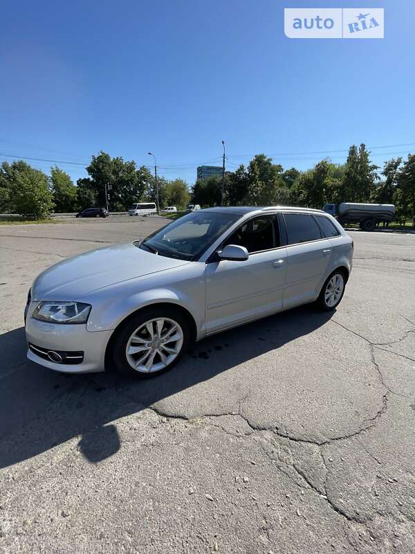 Хэтчбек Audi A3 2012 в Ровно