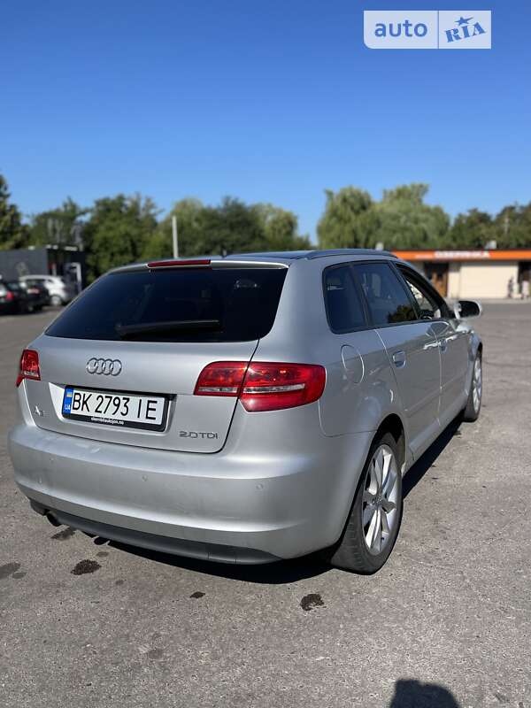 Хэтчбек Audi A3 2012 в Ровно