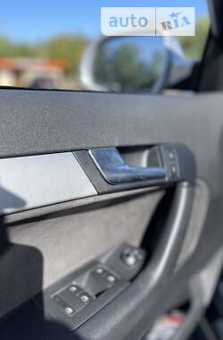 Хетчбек Audi A3 2012 в 