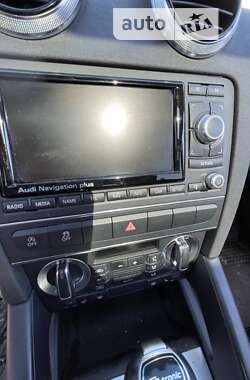 Хетчбек Audi A3 2012 в 