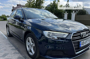 Хетчбек Audi A3 2019 в Вінниці