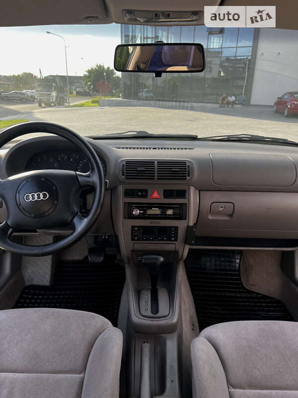 Хэтчбек Audi A3 1998 в Ровно