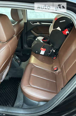 Седан Audi A3 2015 в 