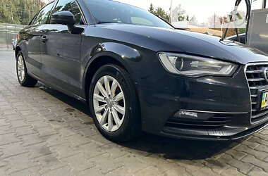 Седан Audi A3 2015 в 