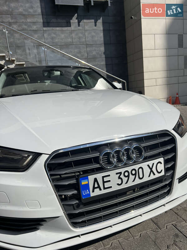 Седан Audi A3 2016 в Києві