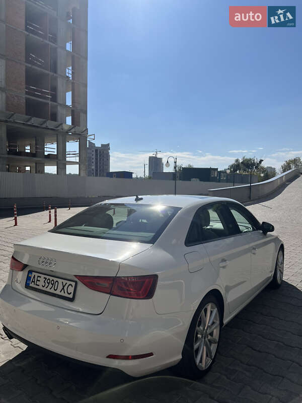 Седан Audi A3 2016 в Києві
