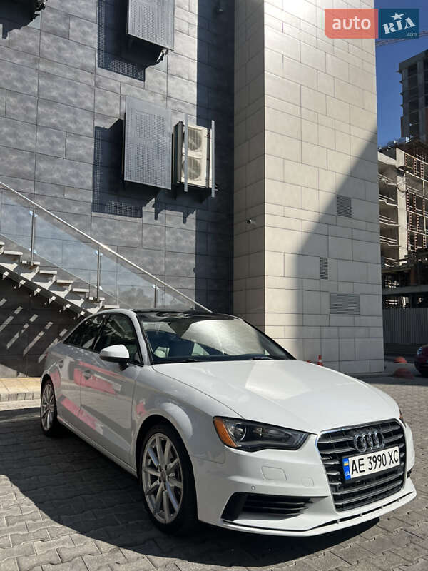 Седан Audi A3 2016 в Києві