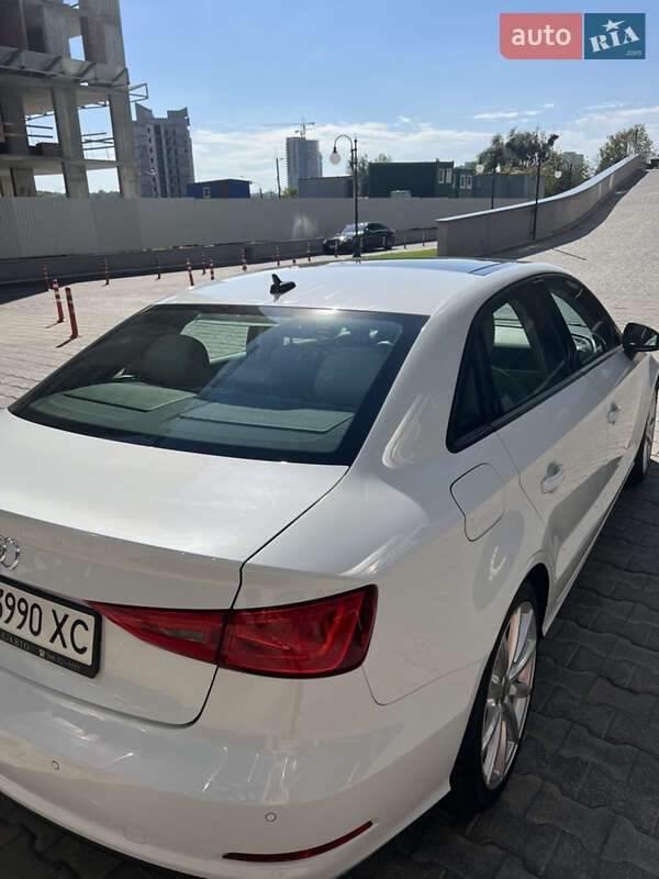 Седан Audi A3 2016 в Києві
