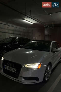 Седан Audi A3 2016 в Києві