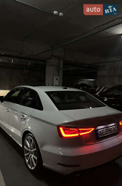 Седан Audi A3 2016 в Києві