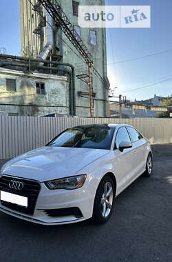 Седан Audi A3 2015 в 