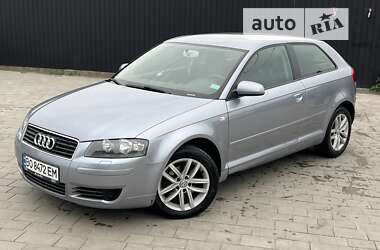 Хэтчбек Audi A3 2005 в 
