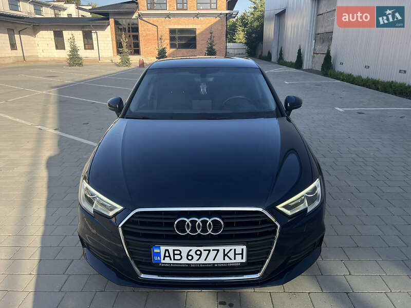 Хетчбек Audi A3 2019 в Вінниці