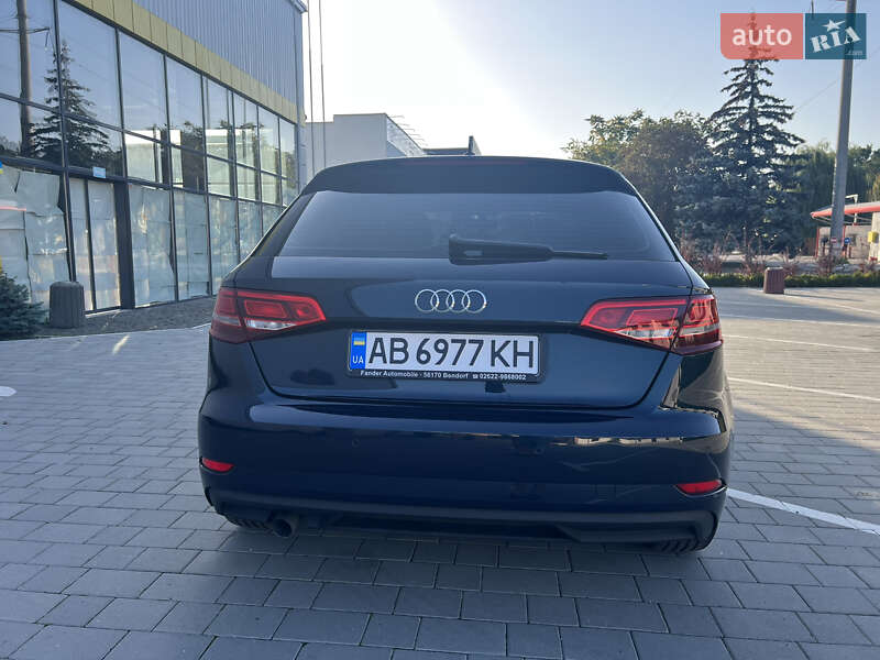 Хетчбек Audi A3 2019 в Вінниці