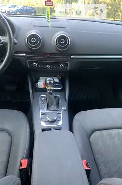 Хэтчбек Audi A3 2013 в Киеве