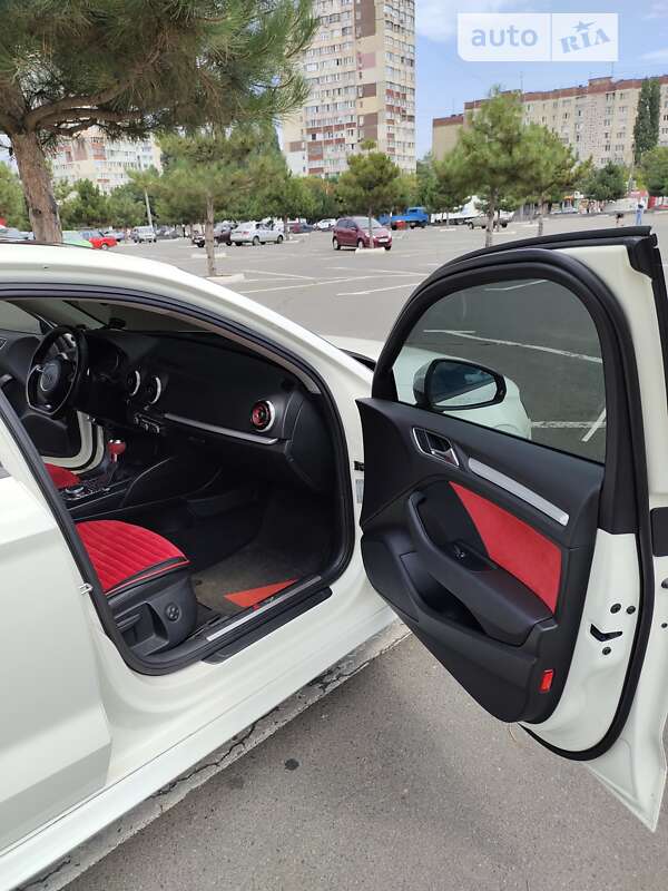 Седан Audi A3 2014 в Одесі