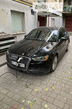 Хэтчбек Audi A3 2015 в Львове