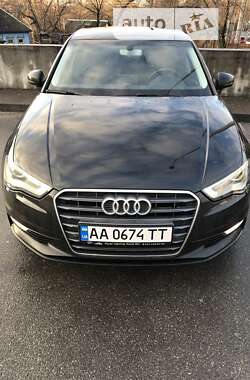 Седан Audi A3 2015 в Киеве