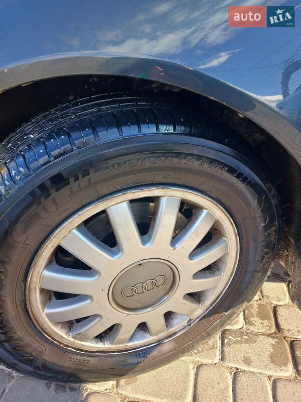 Хетчбек Audi A3 1996 в Харкові