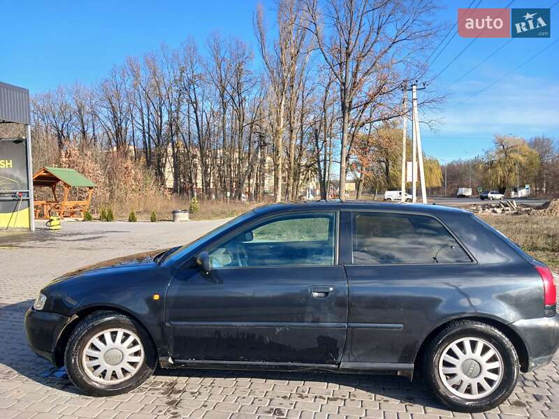 Хетчбек Audi A3 1996 в Харкові