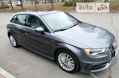 Хэтчбек Audi A3 2015 в Умани