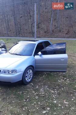 Хетчбек Audi A3 1998 в Мукачевому