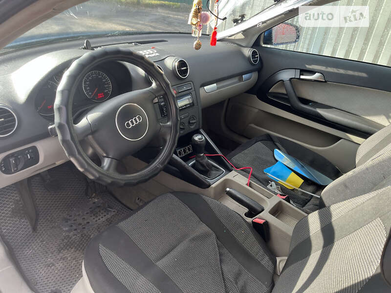 Хэтчбек Audi A3 2003 в Запорожье