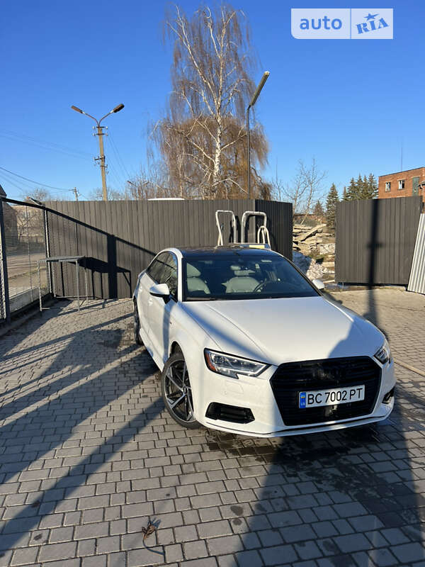 Седан Audi A3 2019 в Жидачові