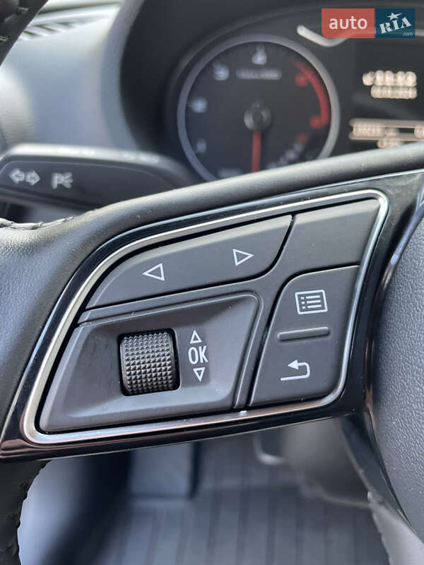 Хэтчбек Audi A3 2017 в Черкассах