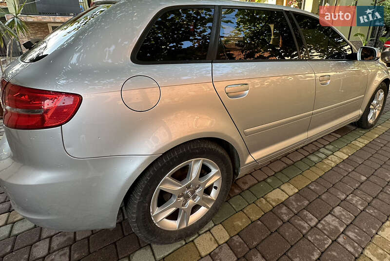 Хэтчбек Audi A3 2012 в Ужгороде