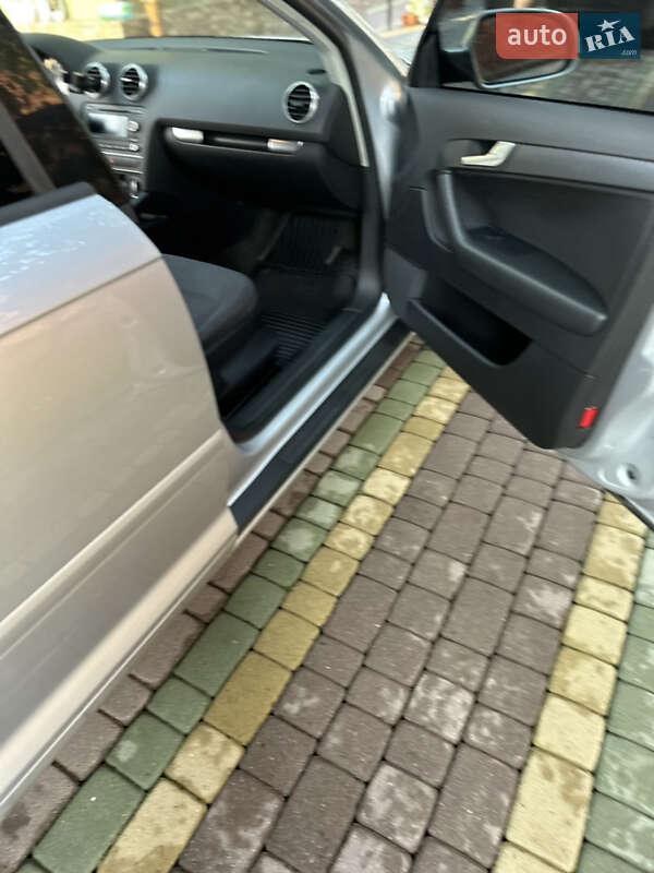 Хетчбек Audi A3 2012 в Ужгороді фото 11 Хетчбек Audi A3 2012 в Ужгороді