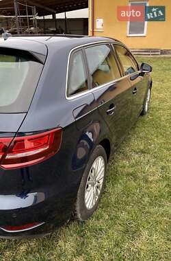Седан Audi A3 2017 в 