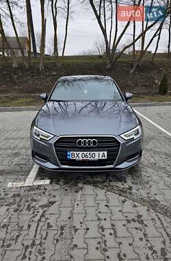Седан Audi A3 2017 в Хмельницком