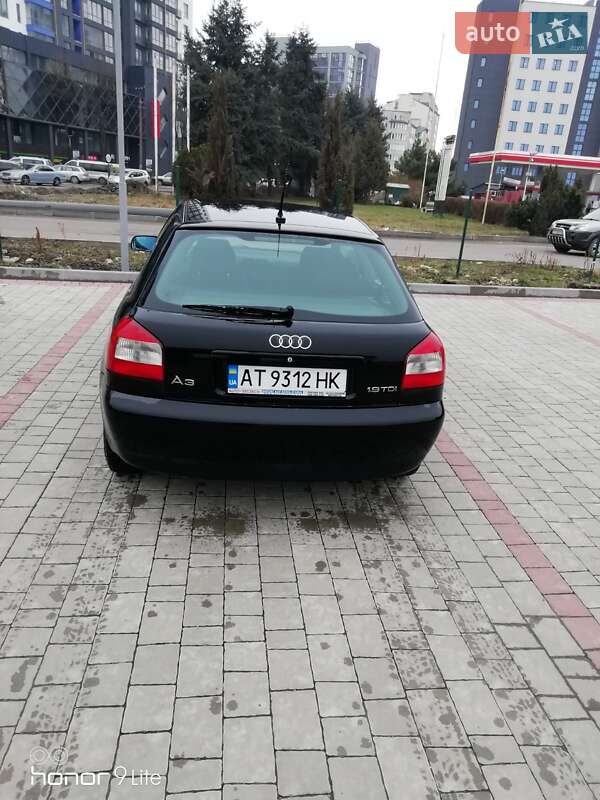 Хэтчбек Audi A3 2000 в Ивано-Франковске