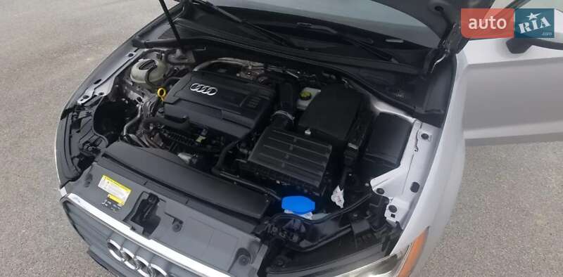 Седан Audi A3 2015 в Львове