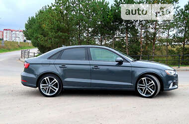 Седан Audi A3 2018 в 
