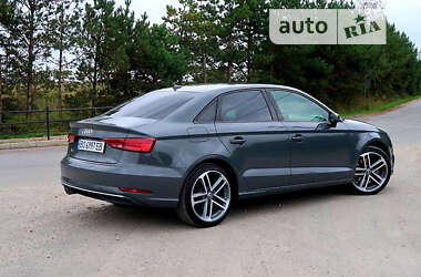 Седан Audi A3 2018 в 
