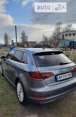 Хэтчбек Audi A3 2015 в Романове