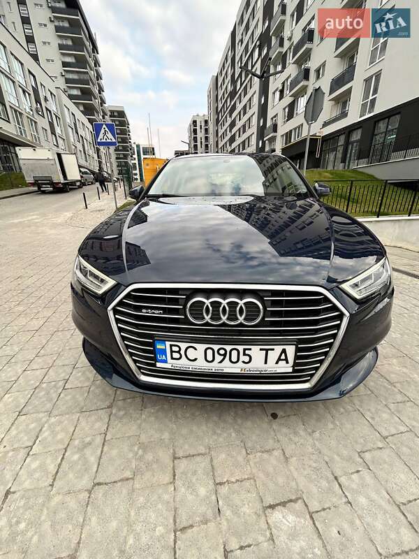Хетчбек Audi A3 2018 в Львові