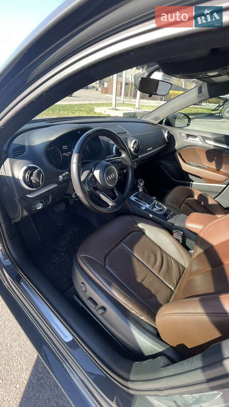 Седан Audi A3 2016 в Запорожье