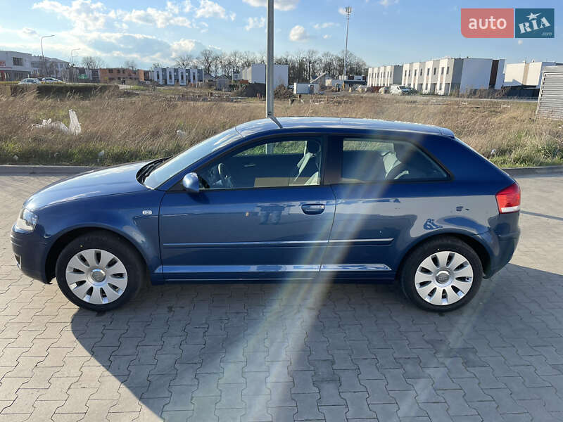Хэтчбек Audi A3 2004 в Коломые