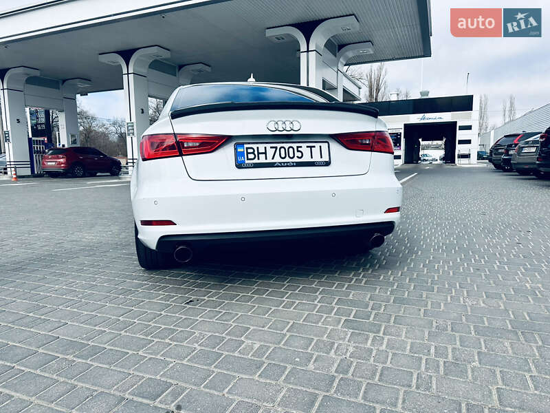 Седан Audi A3 2014 в Одессе