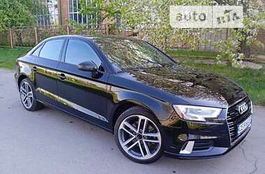 Седан Audi A3 2016 в Черновцах