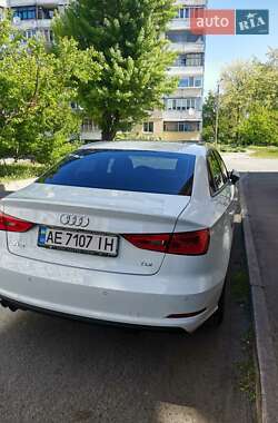 Седан Audi A3 2016 в Днепре