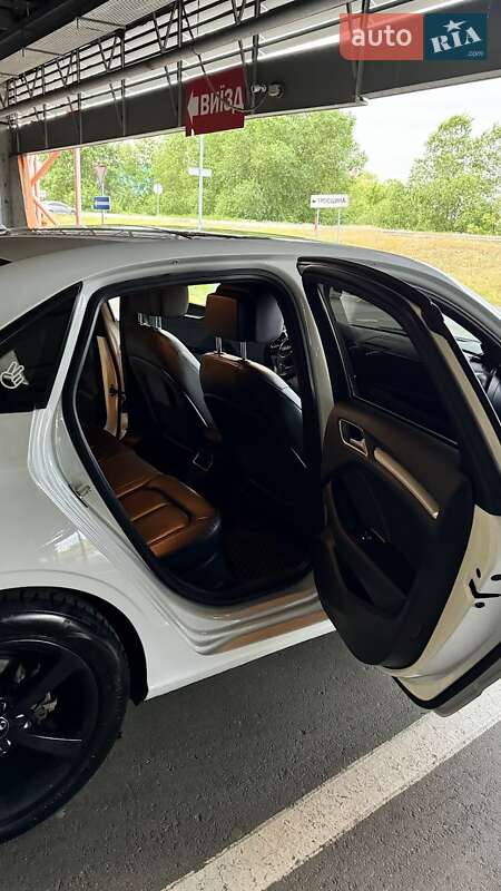 Седан Audi A3 2016 в Львове