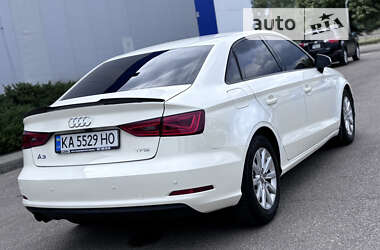 Седан Audi A3 2014 в Дніпрі