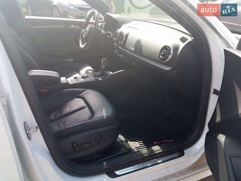 Хетчбек Audi A3 2015 в Києві